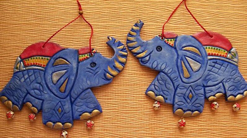 Sloní amulet vyrobený zo slaného cesta