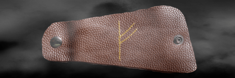 Runa Fehu na koži ako amulet šťastia
