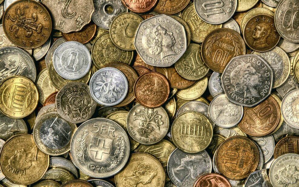 Šťastné mince sú symbolom finančného blahobytu